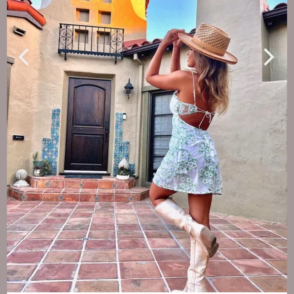 12th Tribe Dresses & Skirts - 12th Tribe Croatian coast white floral mini dress